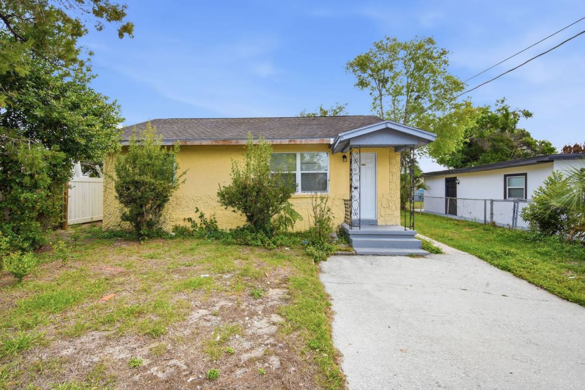 House for rent at 8419 N Semmes St, Tampa, FL 33604