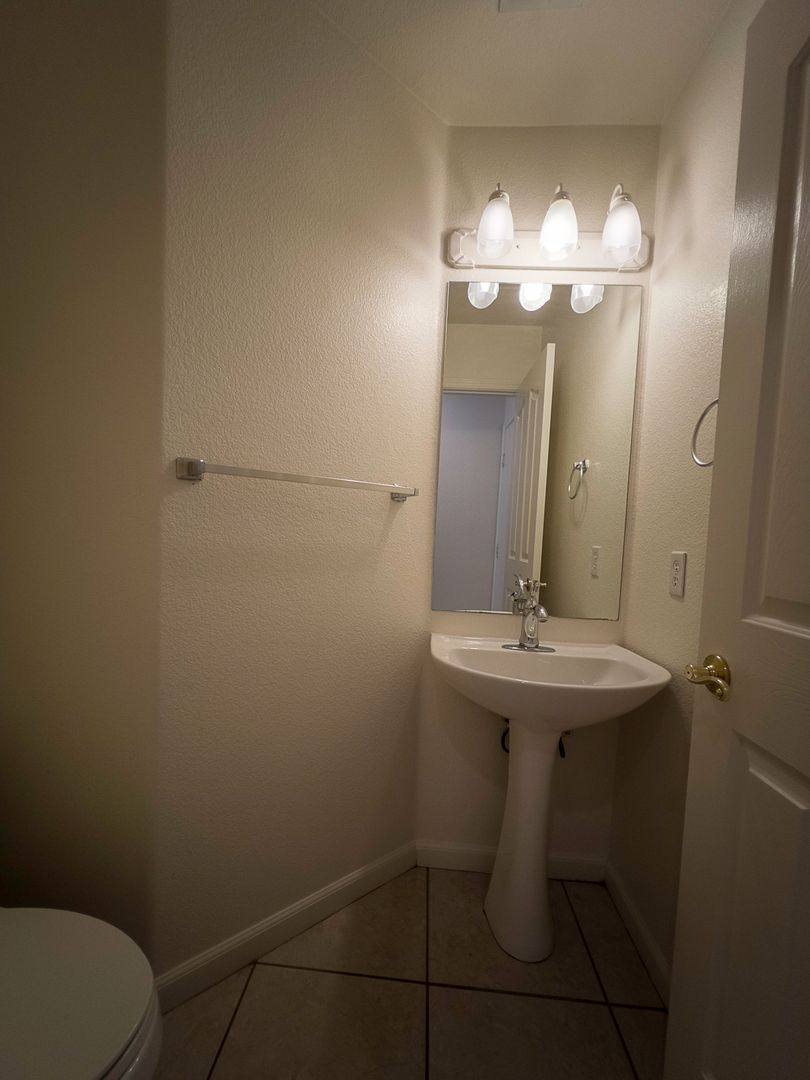 House for rent at 130 Metropolitan Dr #B, Henderson, NV 89015