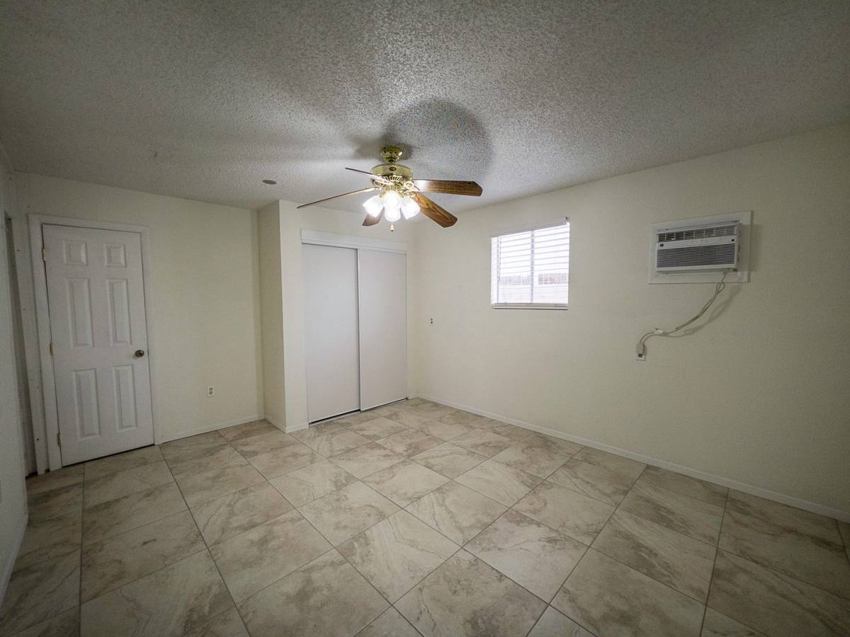 House for rent at 130 Metropolitan Dr #B, Henderson, NV 89015