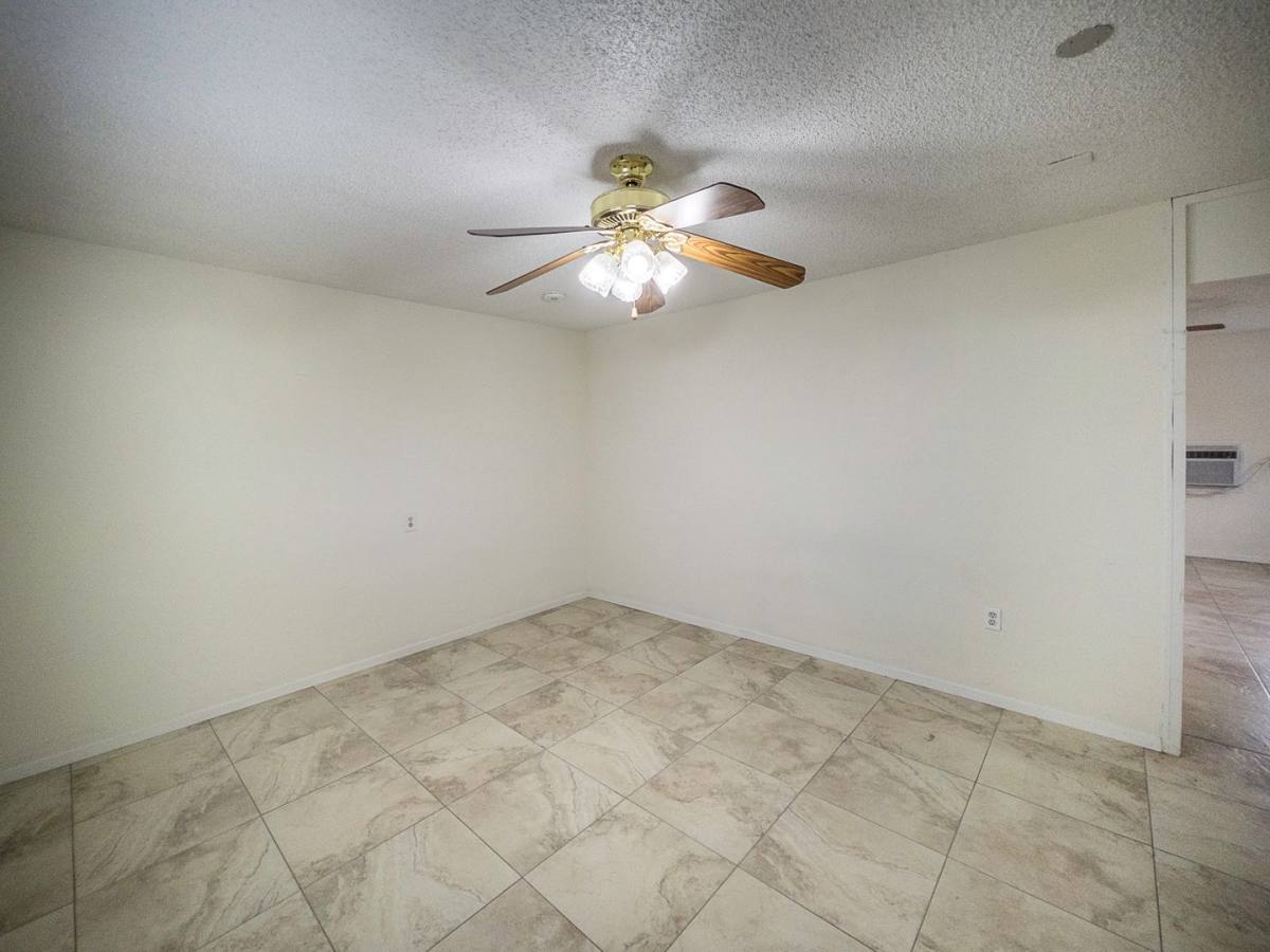 House for rent at 130 Metropolitan Dr #B, Henderson, NV 89015