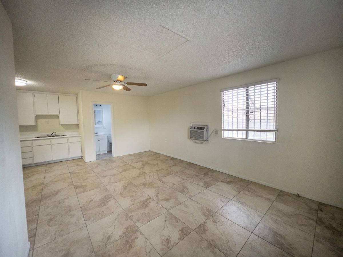 House for rent at 130 Metropolitan Dr #B, Henderson, NV 89015