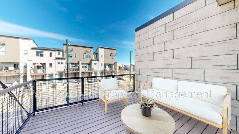 Townhouse for rent at 9076 E 50th Ave, Denver, CO 80238