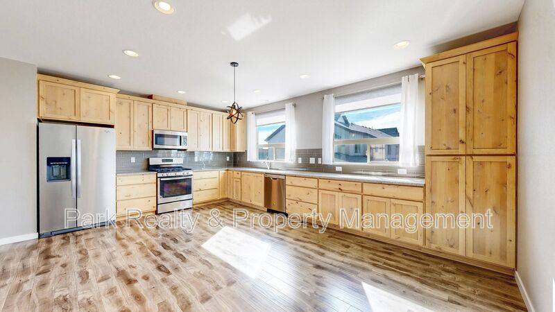 Townhouse for rent at 9076 E 50th Ave, Denver, CO 80238