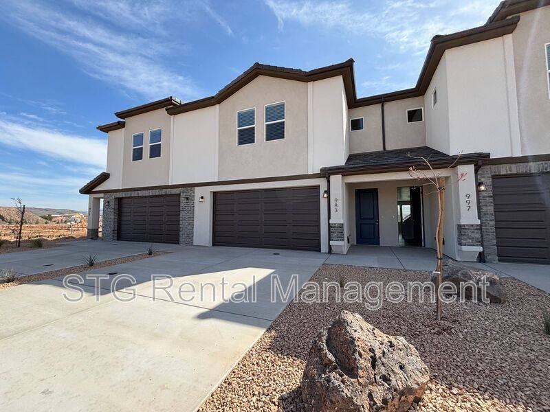 Townhouse for rent at 983 S 4380 W, Hurricane, UT 84737