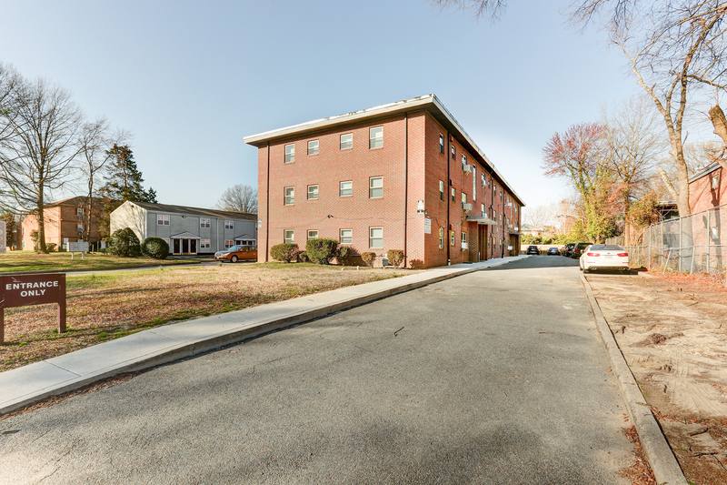 Apartment for rent at 3916 Chamberlayne Ave #4A, Richmond, VA 23227