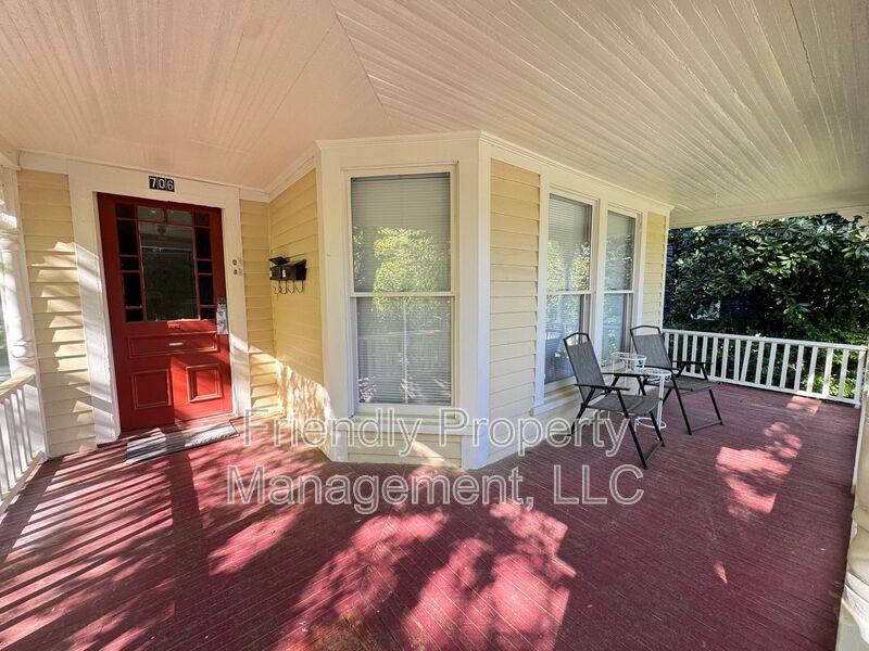 Apartment for rent at 706 Walker Ave #B, Greensboro, NC 27403