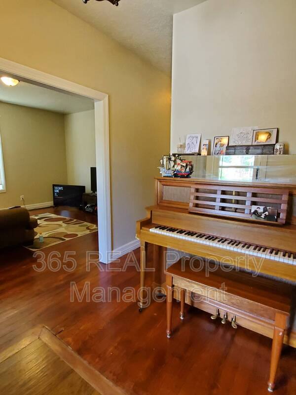 Apartment for rent at 1431 11 St #A, Greeley, CO 80631