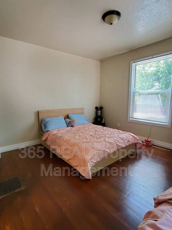 Apartment for rent at 1431 11 St #A, Greeley, CO 80631