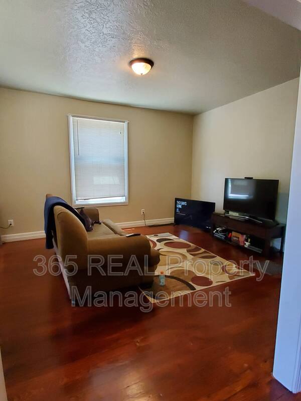 Apartment for rent at 1431 11 St #A, Greeley, CO 80631
