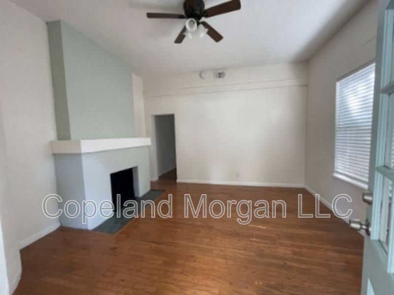 Apartment for rent at 829 5th St N #2, Saint Petersburg, FL 33701