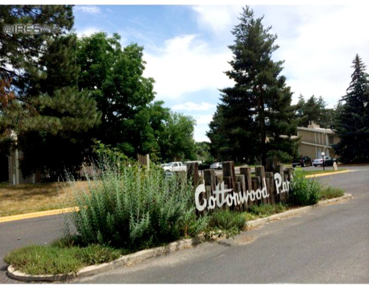 Townhouse for rent at 8060 Niwot Rd, Longmont, CO 80503