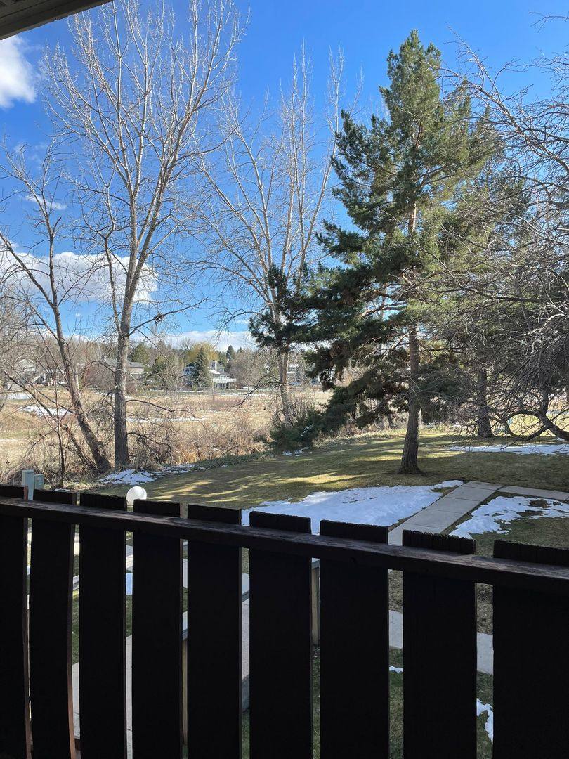 Townhouse for rent at 8060 Niwot Rd, Longmont, CO 80503