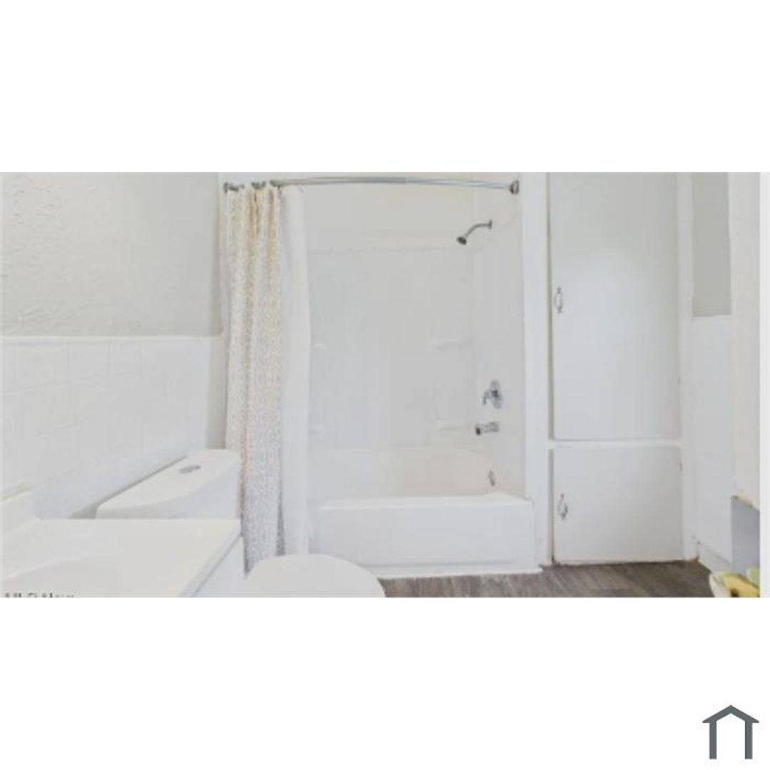 House for rent at 14501 Jenne Ave, Cleveland, OH 44110