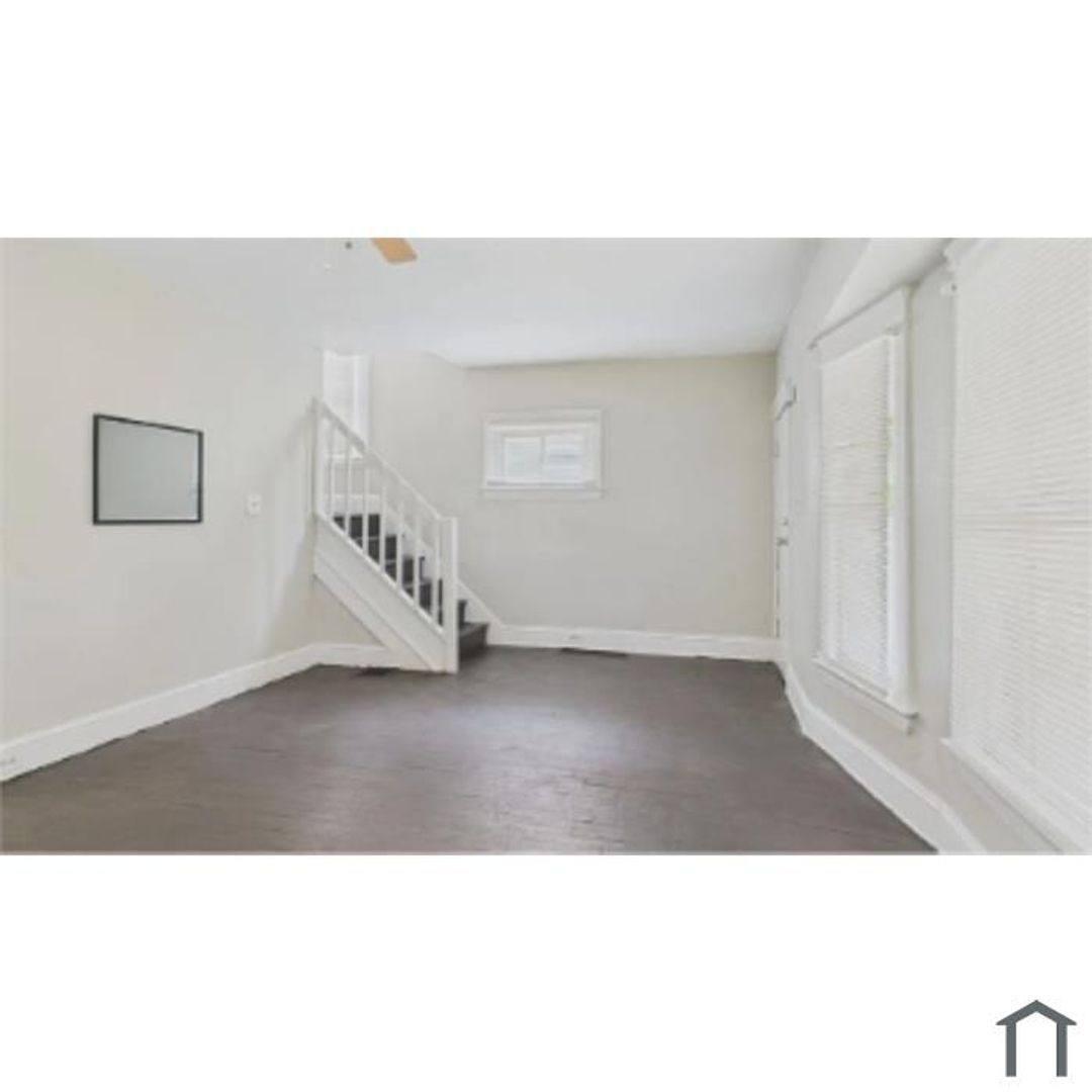 House for rent at 14501 Jenne Ave, Cleveland, OH 44110
