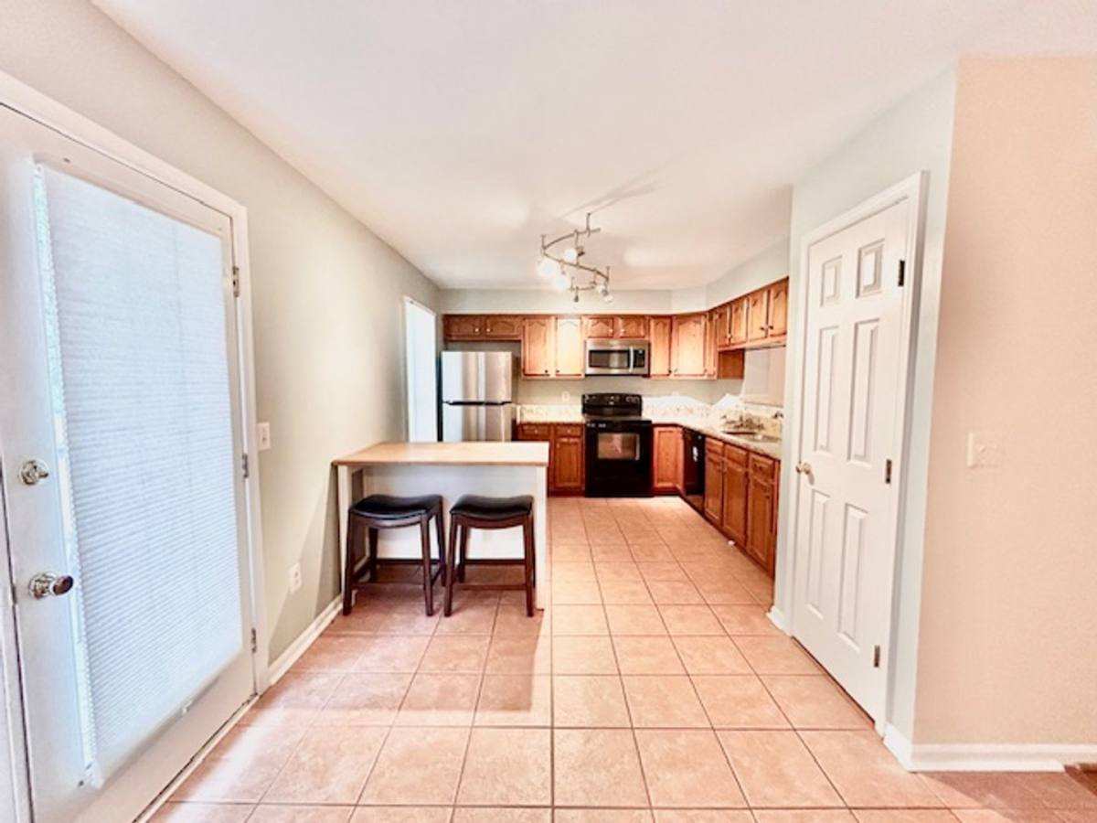 Townhouse for rent at 7503 Westmore Dr, Springfield, VA 22150