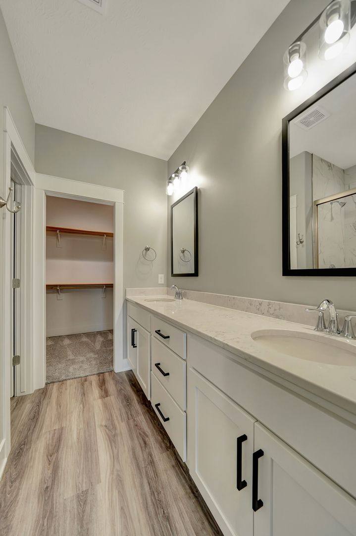 Townhouse for rent at 5041 State Hill Dr, Lincoln, NE 68516