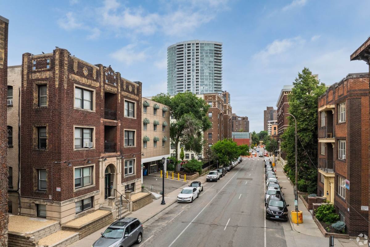 Apartment for rent at 1524 Lasalle Ave, Minneapolis, MN 55403