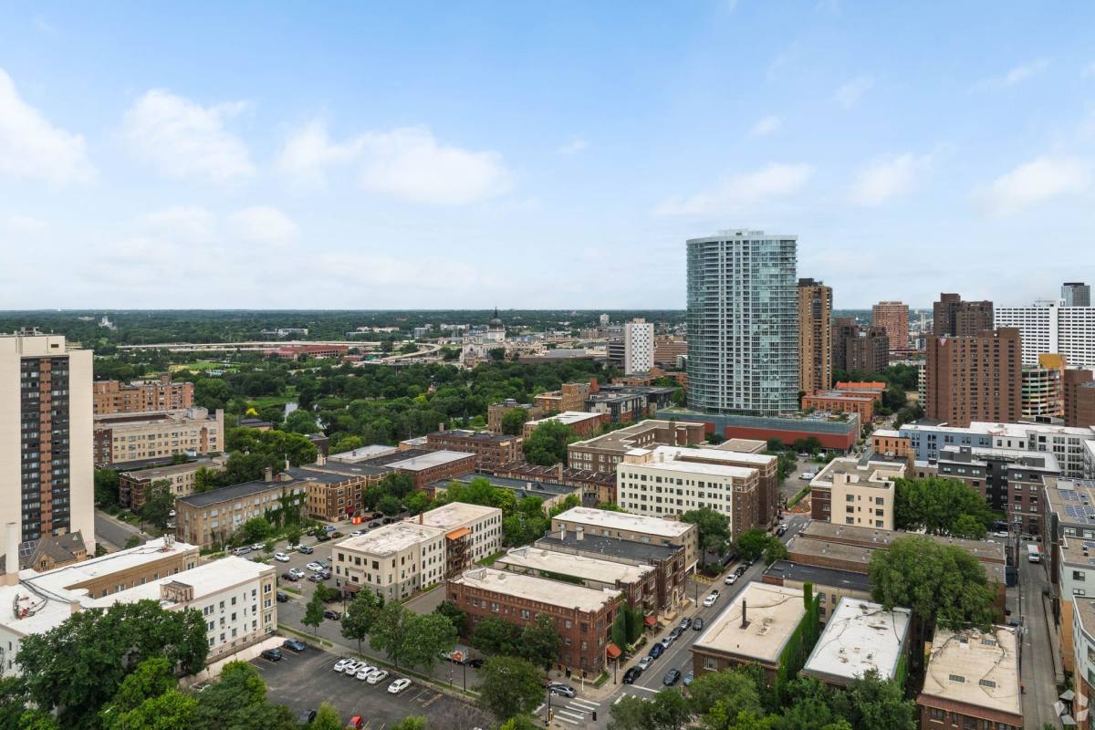 Apartment for rent at 1524 Lasalle Ave, Minneapolis, MN 55403