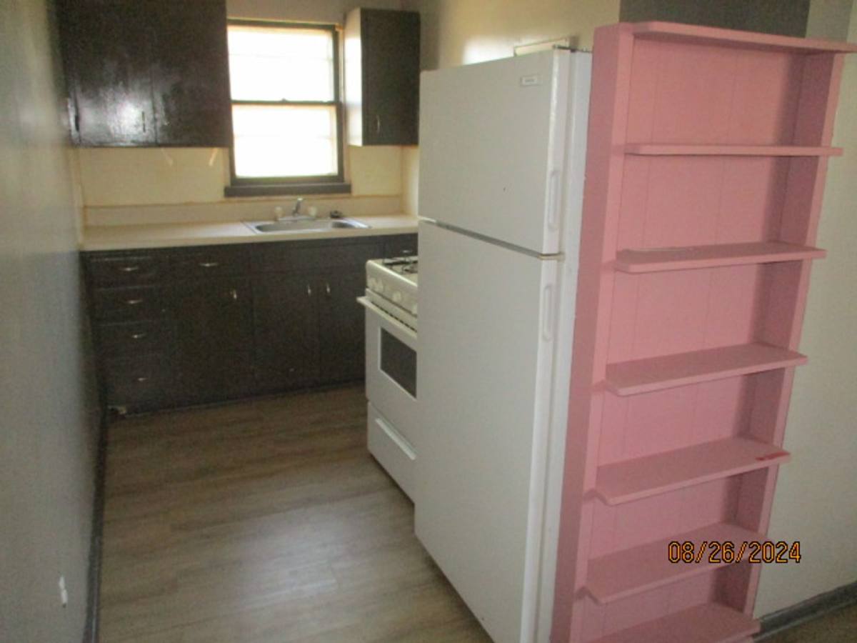 Apartment for rent at 516 SE 6th #2, Abilene, KS 67410