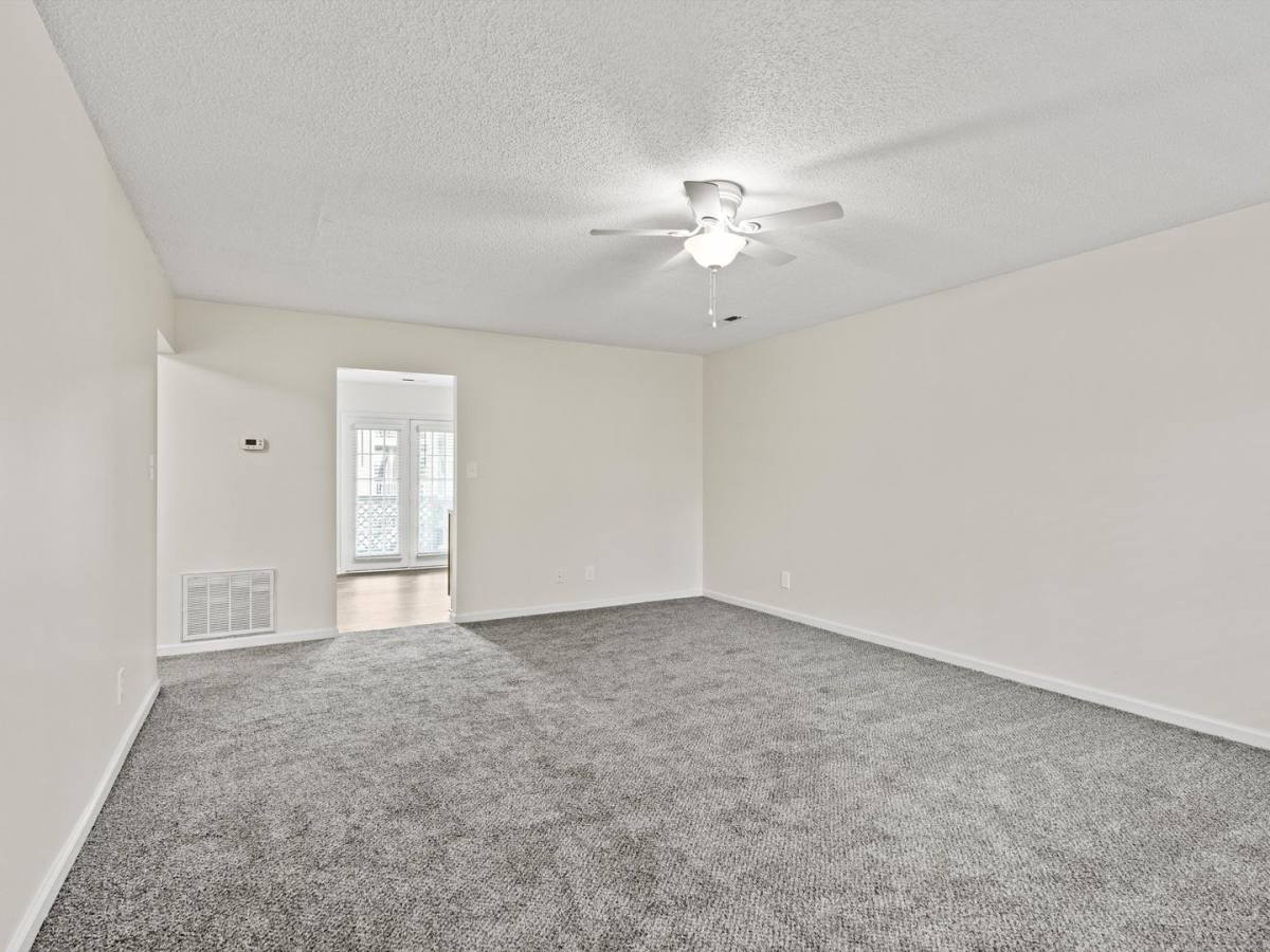Apartment for rent at 1806 Runnymead Ave SW #302B, Decatur, AL 35601