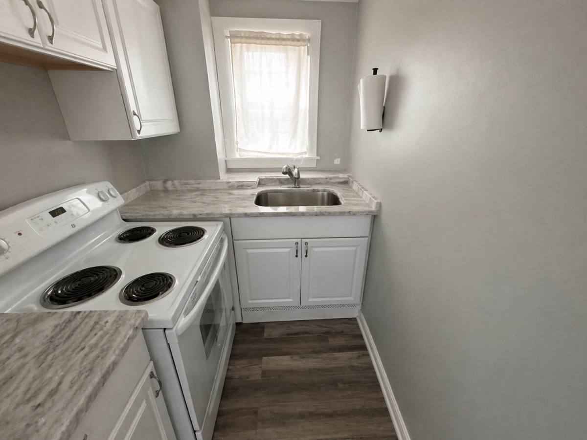 Apartment for rent at 312 -314 Lake Ave, Manchester, NH 03103