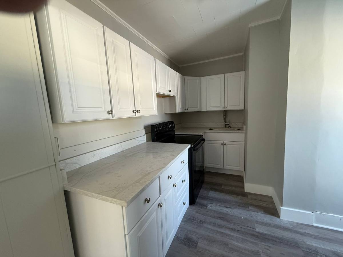 Apartment for rent at 312 -314 Lake Ave, Manchester, NH 03103