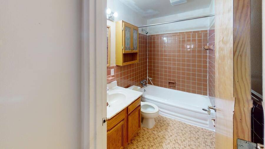 Apartment for rent at 839 Tappan, Ann Arbor, MI 48104