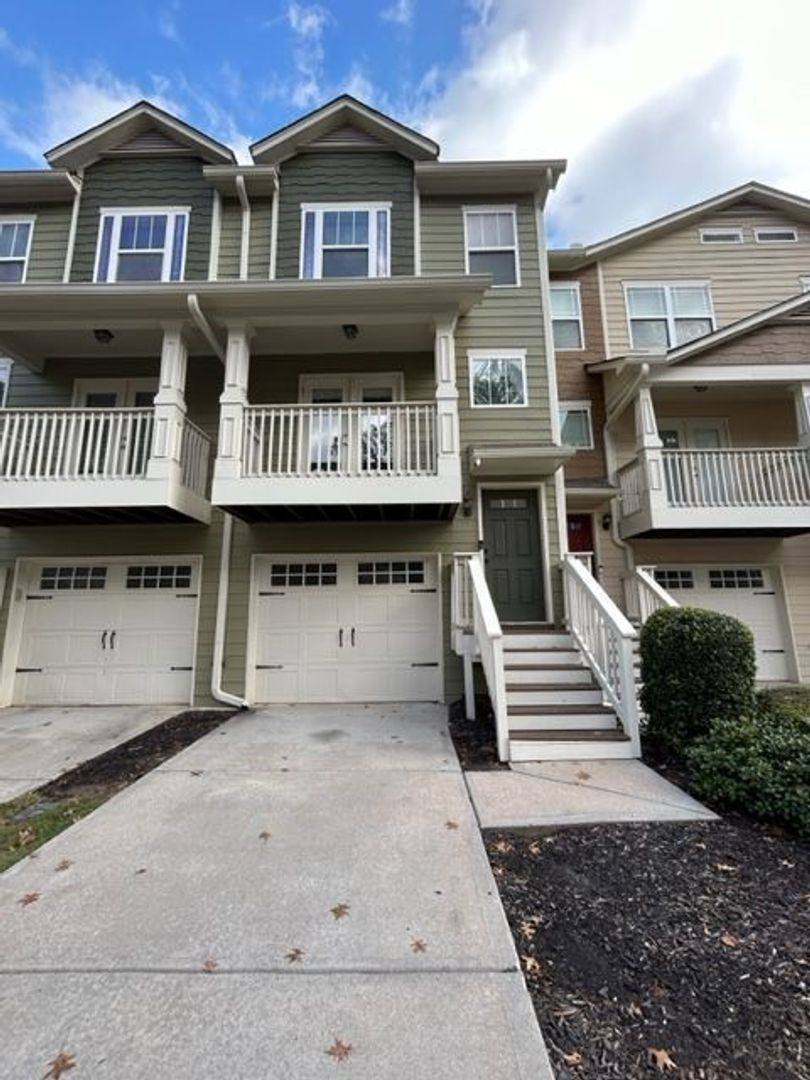 Townhouse for rent at 1481 Liberty Parkway NW, Atlanta, GA 30318