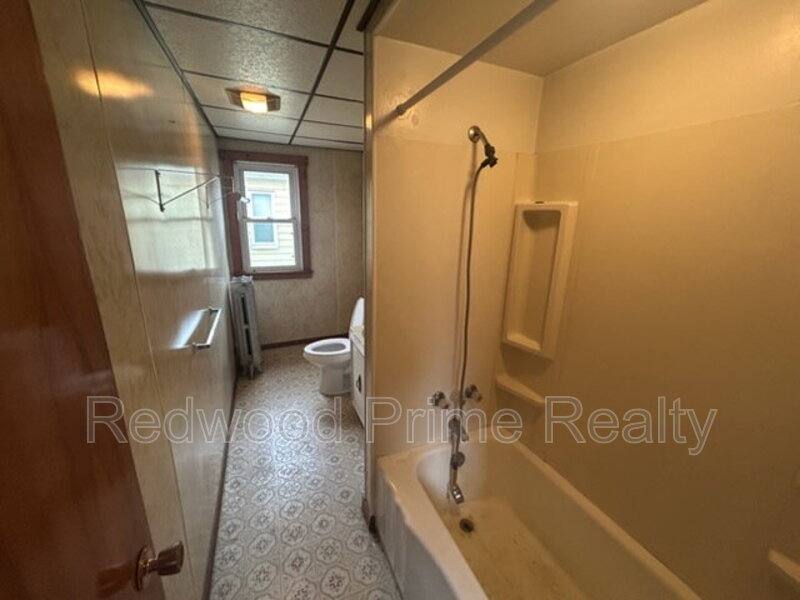 Apartment for rent at 645 Coleman Ave #1, Johnstown, PA 15902