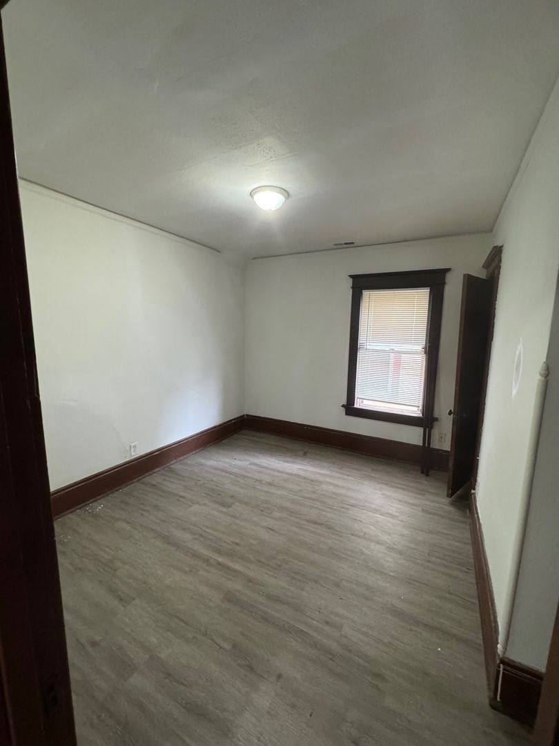 Apartment for rent at 2966 N 9th St, Milwaukee, WI 53206