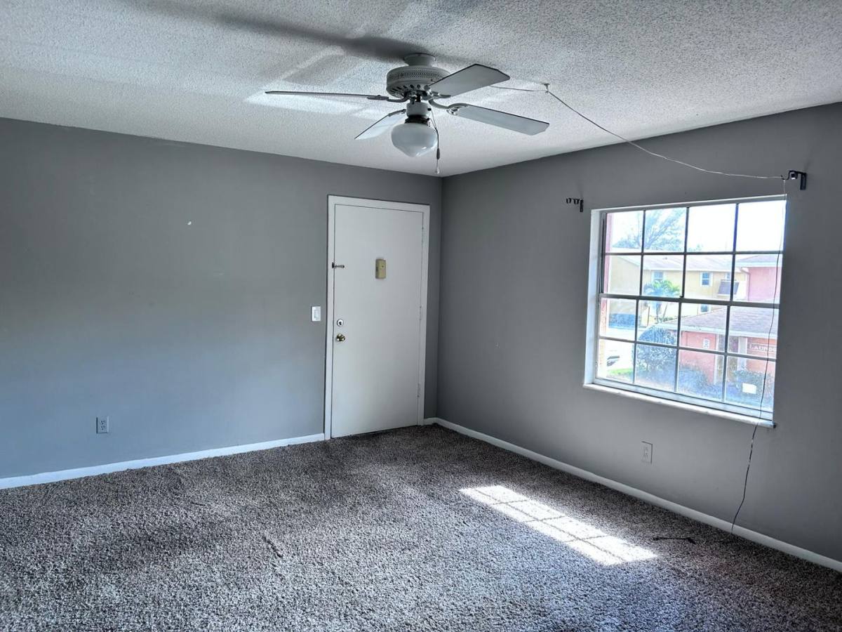 Condo for rent at 1625 W Oak Ridge Rd, Orlando, FL 32809