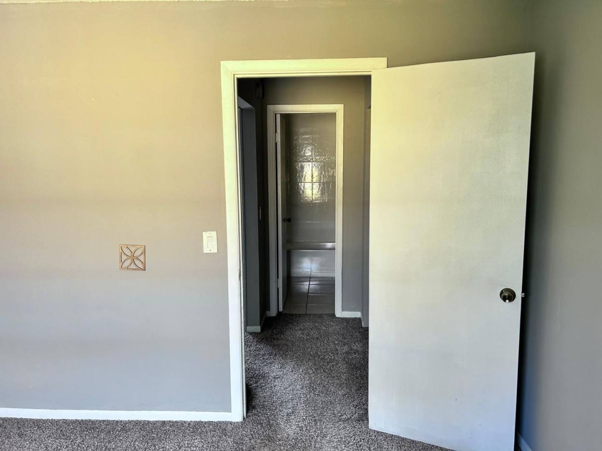 Condo for rent at 1625 W Oak Ridge Rd, Orlando, FL 32809