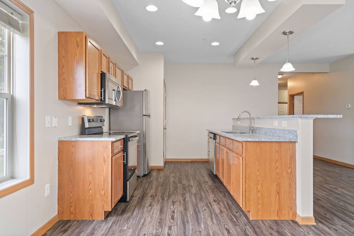 Apartment for rent at 10751 Retreat Lane, Saint Paul, MN 55129
