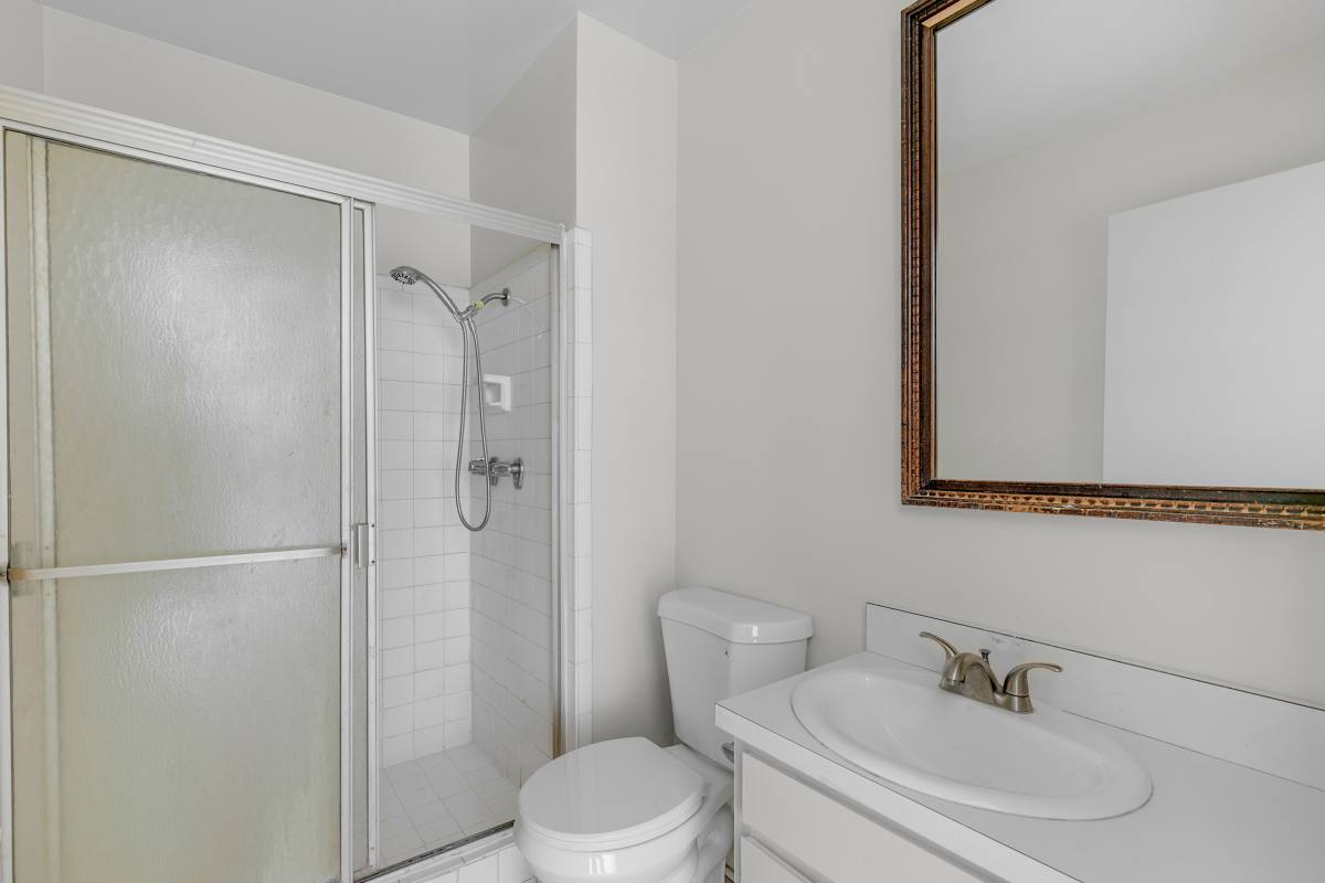 Apartment for rent at 1811 Parnell Ave #10, Los Angeles, CA 90025