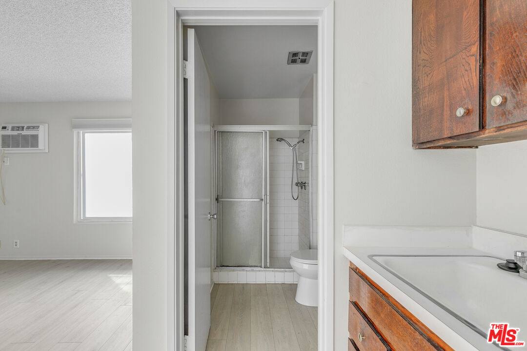 Apartment for rent at 1811 Parnell Ave #10, Los Angeles, CA 90025