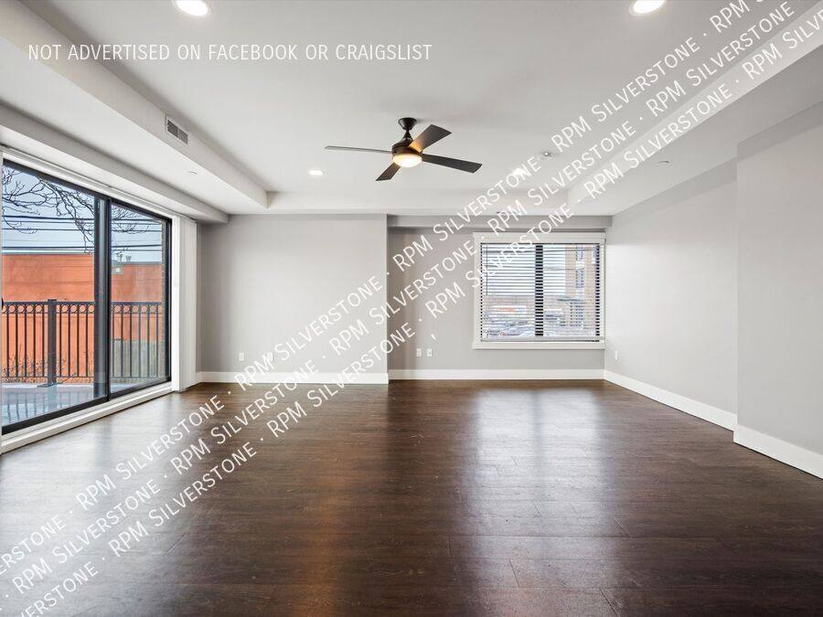 Apartment for rent at 112 Walnut Blvd, Rochester, MI 48307
