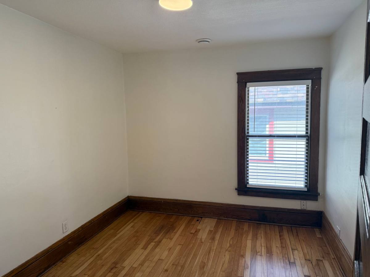Apartment for rent at 3145 Pleasant Ave S, Minneapolis, MN 55408