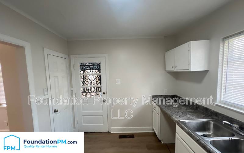 House for rent at 2143 Vollintine Ave, Memphis, TN 38108