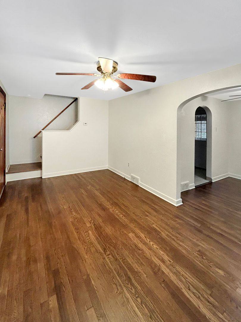 Apartment for rent at 1026 & 1028 Fleming St, Coraopolis, PA 15108