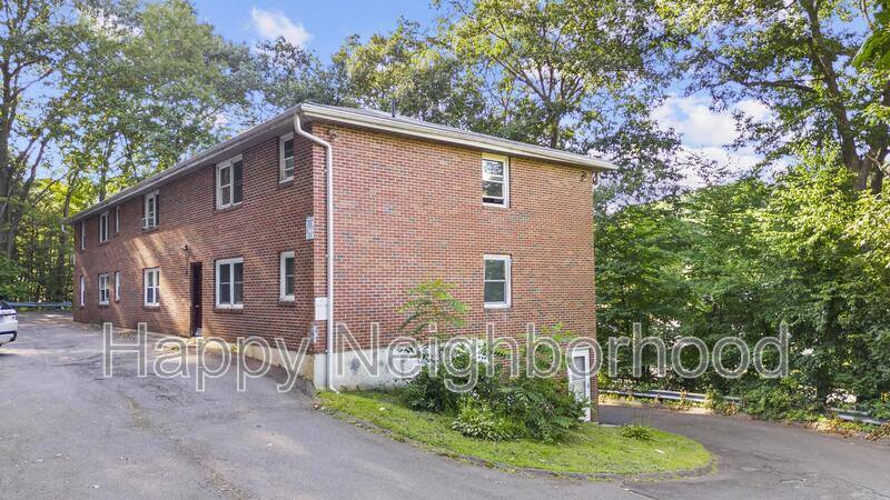 House for rent at 451 Divinity St E, Bristol, CT 06010