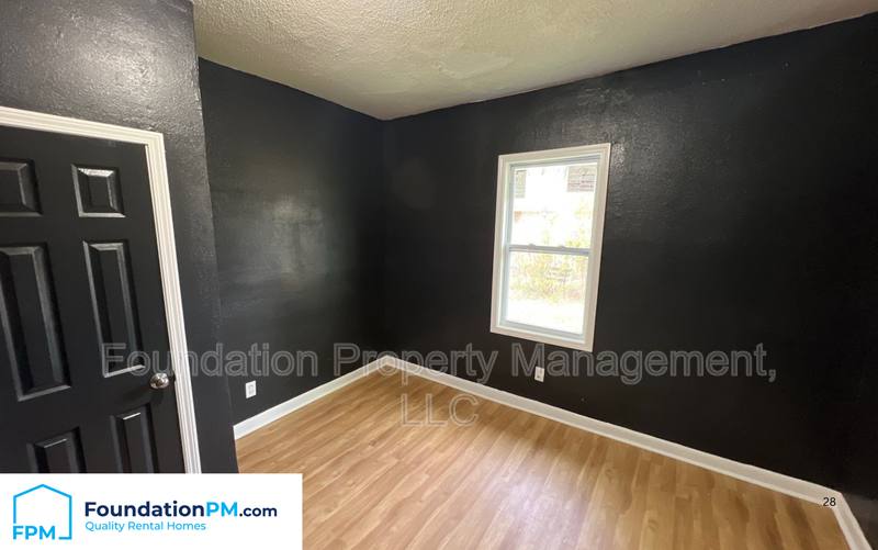 House for rent at 1191 Sylvan St, Memphis, TN 38107