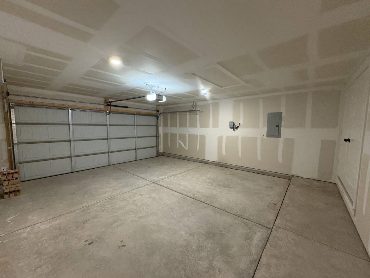 Apartment for rent at 8607 29th St, Lubbock, TX 79407