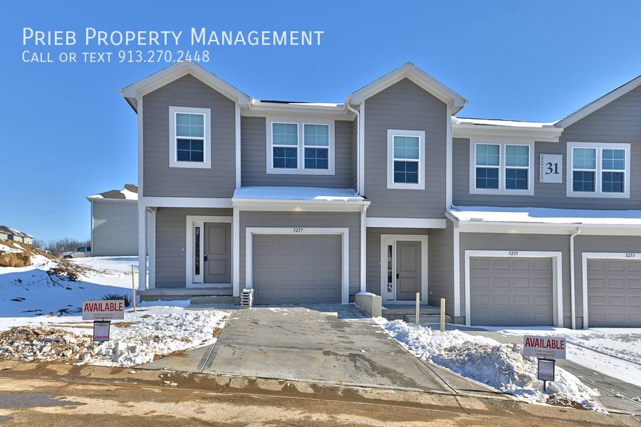 Townhouse for rent at 10328 Farrow Ave #BUILDING 6, Kansas City, KS 66109