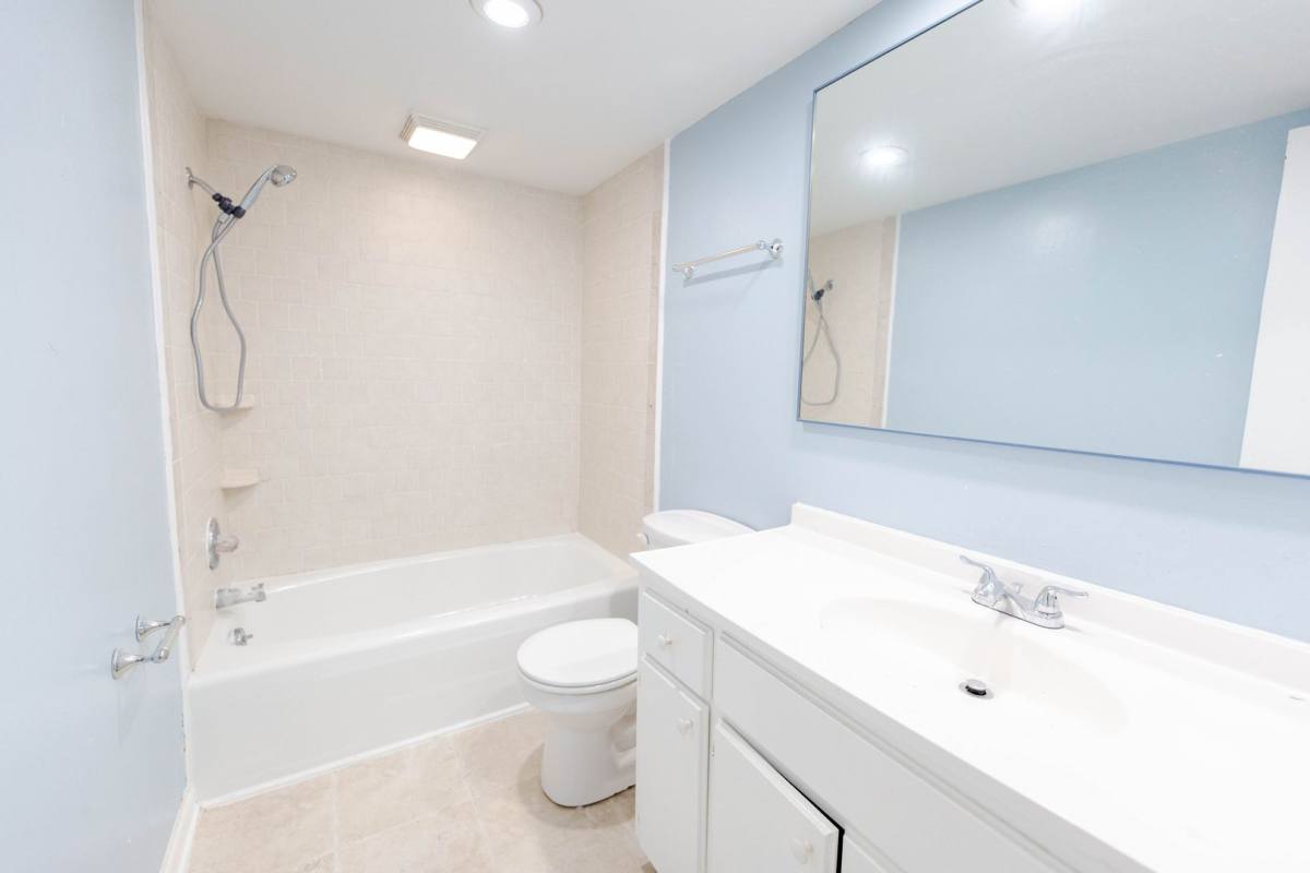 Condo for rent at 5025 Hillsboro Pike #2F, Nashville, TN 37215