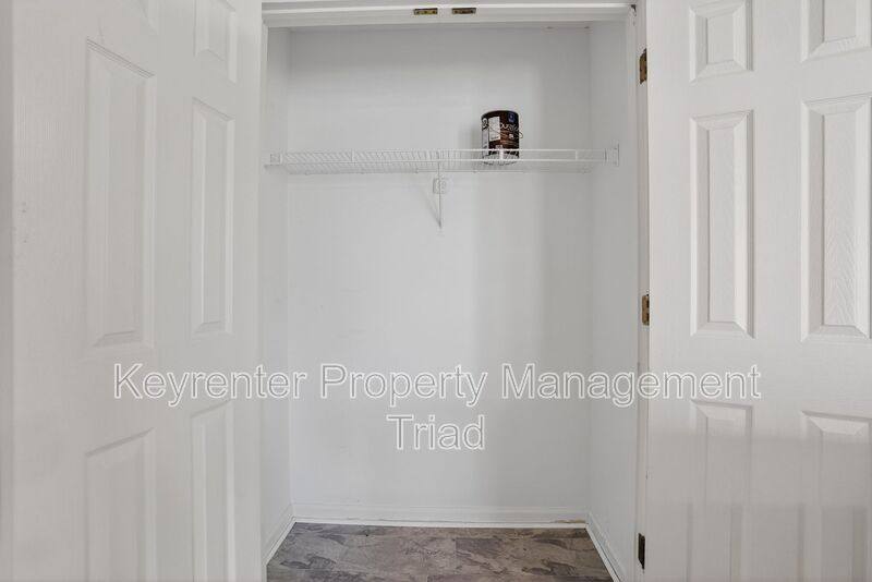 House for rent at 3701 Cotswold Terrace #7G, Greensboro, NC 27410