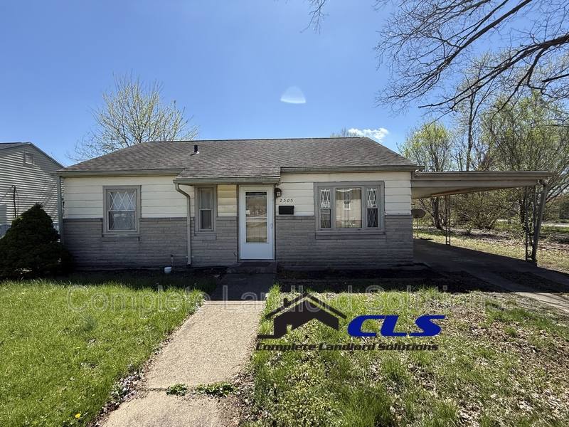 House for rent at 2305 8th Ave, Terre Haute, IN 47804