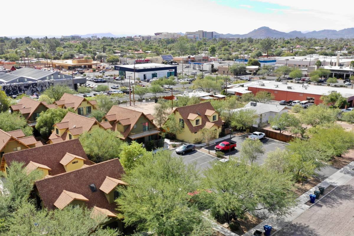 Apartment for rent at 2550 E Water St, Tucson, AZ 85716