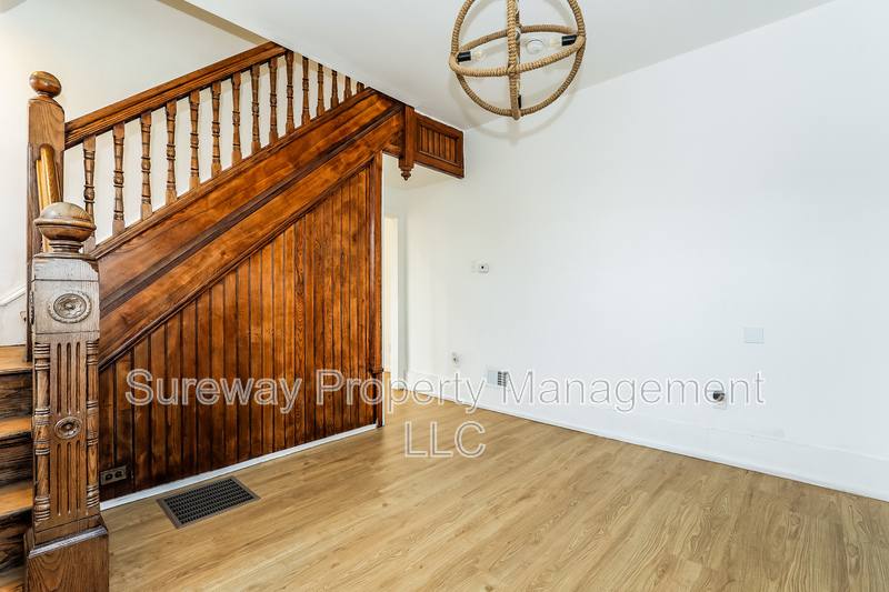 House for rent at 228 Greenwich Ave, Paulsboro, NJ 08066