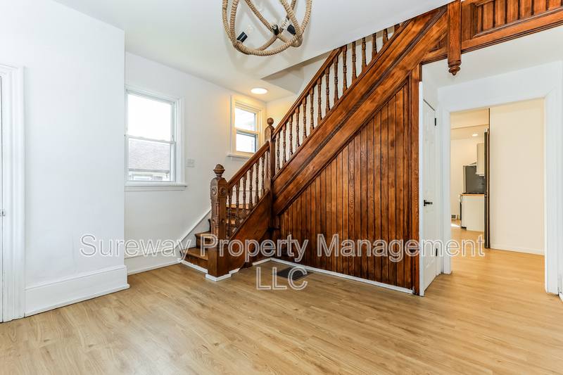 House for rent at 228 Greenwich Ave, Paulsboro, NJ 08066