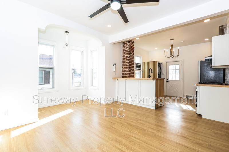 House for rent at 228 Greenwich Ave, Paulsboro, NJ 08066